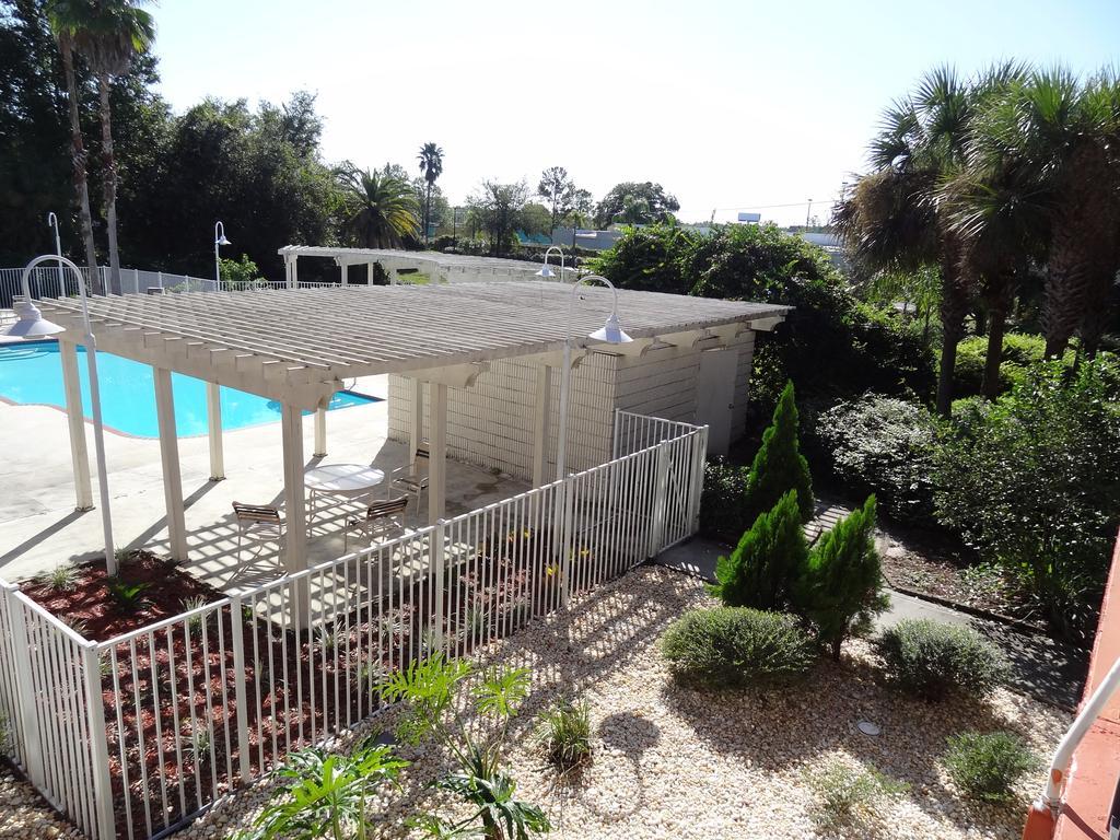 Econo Lodge Palm Harbor - Clearwater Exterior foto