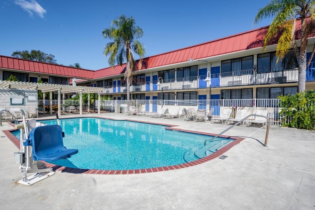 Econo Lodge Palm Harbor - Clearwater Exterior foto